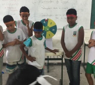 AULA DE SEGURANÇA FERROVIÁRIA - ESCOLA ARTHUR DA COSTA E SILVA - BAIRRO APARECIDA/CARIACICA