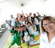 AULA DE SEGURANÇA FERROVIÁRIA - ESCOLA ARTHUR DA COSTA E SILVA - BAIRRO APARECIDA/CARIACICA