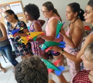 CURSO CONTANDO HISTÓRIAS COLORINDO VIDAS - TÉCNICAS P/ CONTAR HISTÓRIA I, II e III