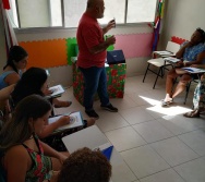 Curso Contando Histórias Colorindo Vidas - O resgate da ludicidade. (Turma de Abril)