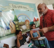 Curso Contando Histórias Colorindo Vidas - O resgate da ludicidade. (Turma de Abril)