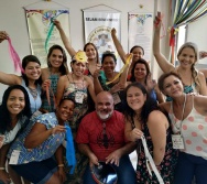 Curso Contando Histórias Colorindo Vidas - O resgate da ludicidade. (Turma de Abril)