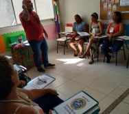 Curso Contando Histórias Colorindo Vidas - O resgate da ludicidade. (Turma de Abril)