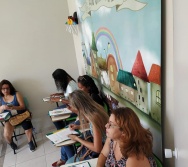 Curso Contando Histórias Colorindo Vidas - O resgate da ludicidade. (Turma de Abril)