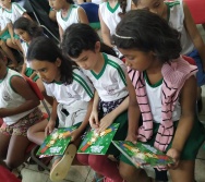 NTV - ATIVIDADE PONTUAL - ESCOLA ENÉAS FERREIRA - TIMBUÍ - ENCONTRO COM ALUNOS