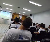 PALESTRA INTERATIVA NO SENAC - VILA VELHA COM ADOLESCENTES APRENDIZES - MATUTINO