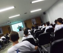 PALESTRA INTERATIVA NO SENAC - VILA VELHA COM ADOLESCENTES APRENDIZES - MATUTINO