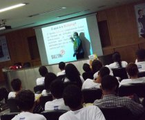 PALESTRA INTERATIVA NO SENAC - VILA VELHA COM ADOLESCENTES APRENDIZES - MATUTINO