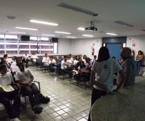 PALESTRA INTERATIVA NO SENAC - VILA VELHA COM ADOLESCENTES APRENDIZES - MATUTINO