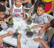 PROGRAMA ATITUDE AMBIENTAL VALE - OFICINA AMBIENTAL NAS COMUNIDADES - BAIRRO CAPELINHA /NOVA ERA-MG