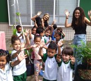 PROGRAMA COLORIR SUSTENTÁVEL - PLANTAÇÃO DE FLORES ONZE HORAS - ETAPA PEQUENOS  HORTICULTORES