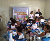 SENSIBILIZAÇÃO AOS ALUNOS DOS 5º E 6º ANOS PARA IMPLANTAÇÃO DO COLORIR SUSTENTÁVEL - CARIACICA