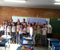 SENSIBILIZAÇÃO AOS ALUNOS DOS 5º E 6º ANOS PARA IMPLANTAÇÃO DO COLORIR SUSTENTÁVEL - CARIACICA
