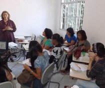 PROJETO CONTANDO HISTÓRIAS COLORINDO VIDAS! COM A PARTICIPAÇÃO DA PROFESSORA IVANA ESTEVES