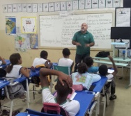 PC3ES - SENSIBILIZAÇÃO DE ALUNOS - CONSUMO EFICIENTE DE ENERGIA - EMEF ANTÔNIO V. REZENDE