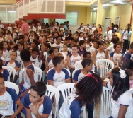 COLORIR É CONVIDADO PARA O LANÇAMENTO DAS OBRAS DA ESCOLA TEOTÔNIO B. VILELA EM CARIACIA