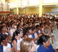 COLORIR É CONVIDADO PARA O LANÇAMENTO DAS OBRAS DA ESCOLA TEOTÔNIO B. VILELA EM CARIACIA