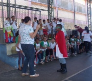 APRESENTAÇÃO DOS ALUNOS DA PROF GINA EMEF VALÉRIA MARIA MIRANDA - SHOW DE TALENTOS - PC3ES