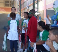 APRESENTAÇÃO DOS ALUNOS DA PROF GINA EMEF VALÉRIA MARIA MIRANDA - SHOW DE TALENTOS - PC3ES