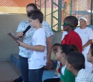 APRESENTAÇÃO DOS ALUNOS DA PROF GINA EMEF VALÉRIA MARIA MIRANDA - SHOW DE TALENTOS - PC3ES