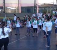 APRESENTAÇÃO DOS ALUNOS DA PROF GINA EMEF VALÉRIA MARIA MIRANDA - SHOW DE TALENTOS - PC3ES