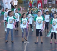 APRESENTAÇÃO DOS ALUNOS DA PROF GINA EMEF VALÉRIA MARIA MIRANDA - SHOW DE TALENTOS - PC3ES