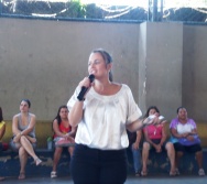 APRESENTAÇÃO DOS ALUNOS DA PROF GINA EMEF VALÉRIA MARIA MIRANDA - SHOW DE TALENTOS - PC3ES