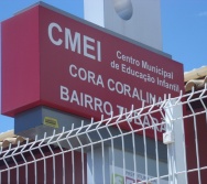 CAPRI - CMEI CORA CORALINA - APRESENTAÇÃO DA PROJETO CONTANDO HISTÓRIA COLORINDO VIDAS