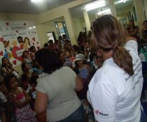 MINHA CASA TAMBÉM É COLORIDA - ESCOLA DE PAIS - EMEF ANTÔNIO V. REZENDE