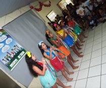 MINHA CASA TAMBÉM É COLORIDA - ESCOLA DE PAIS - EMEF ANTÔNIO V. REZENDE II