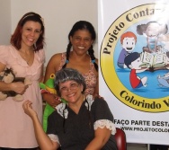 Vovó Zinha e suas netinhas sapecas! Apresentação no Curso Contando Histórias Colorindo Vidas!