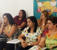 CURSO CONTANDO HISTÓRIAS COLORINDO VIDAS - 5º ENCONTRO : COMUNICAÇÃO E A CONTAÇÃO DE HISTÓRIAS