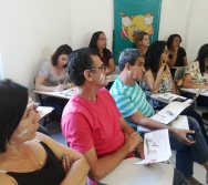 CURSO CONTANDO HISTÓRIAS COLORINDO VIDAS - 5º ENCONTRO : COMUNICAÇÃO E A CONTAÇÃO DE HISTÓRIAS