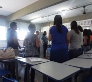 CAPRI DE PROFESSORES - CUIDA DE MIM ENFRENTAMENTO AO BULLYING ESCOLAR