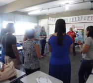 CAPRI DE PROFESSORES - CUIDA DE MIM ENFRENTAMENTO AO BULLYING ESCOLAR