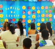 FAMÍLIA NA ESCOLA - CMEI Mª AMÉLIA - P. CARAPEBUS