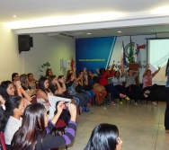 FACULDADE NOVO MILÊNIO - OFICINA CONTANDO HISTÓRIAS COLORINDO VIDAS