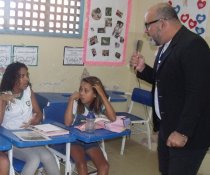 CASOS DE ESCOLA - CUIDA DE MIM - ENFRENTAMENTO AO BULLYING ESCOLAR - EMEF ANTÔNIO VIEIRA DE REZENDE