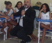 CASOS DE ESCOLA - CUIDA DE MIM - ENFRENTAMENTO AO BULLYING ESCOLAR - EMEF ANTÔNIO VIEIRA DE REZENDE