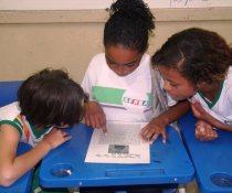 CASOS DE ESCOLA - CUIDA DE MIM - ENFRENTAMENTO AO BULLYING ESCOLAR - EMEF ANTÔNIO VIEIRA DE REZENDE