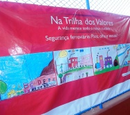 LANÇAMENTO DOS PAINÉIS DO PROJETO NA TRILHA DOS VALORES