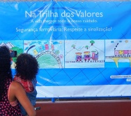 LANÇAMENTO DOS PAINÉIS DO PROJETO NA TRILHA DOS VALORES