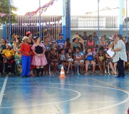 LANÇAMENTO DOS PAINÉIS DO PROJETO NA TRILHA DOS VALORES