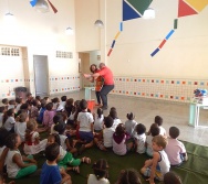 APLICAÇÃO DO PROJETO COLORIR - CMEI MARIA AMÉLIA - ETAPA ORIENTAR