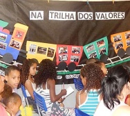 PROJETO NA TRILHA DOS VALORES NA ESCOLA AMÉRICO