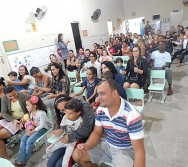 ESCOLA DE PAIS - CMEI AMÉLIA PEREIRA - JD TROPICAL - BULLYING BRINCADEIRA SEM LIMITES