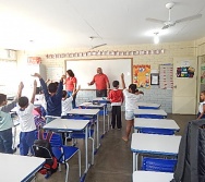 PROJETO NTV - EMEF AMÉRICO GUIMARÃES - CARAPINA GRANDE - SENSIBILIZAÇÃO DE ALUNOS