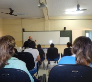 DESENHISTA ZOTA COM A TURMA DO NTV - PREMIAÇÃO DE ALUNOS - DESENHO DO MUSEU - EMEF LACY ZULEIC