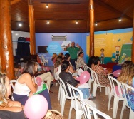 Projeto Vale nas Escolas - Palestra Limites e Afetividade - Escola de Pais