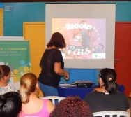 Projeto Vale nas Escolas - Palestra Limites e Afetividade - Escola de Pais